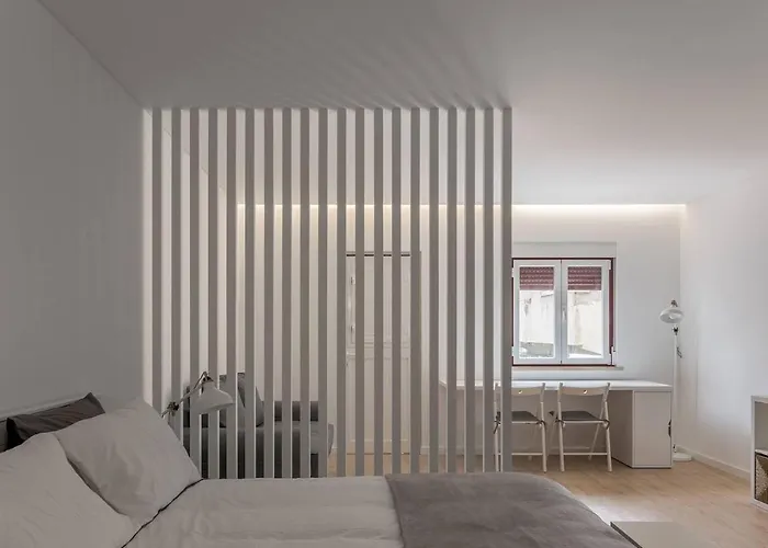 Dom Pipas Houses - Batista & Marcelino Lda